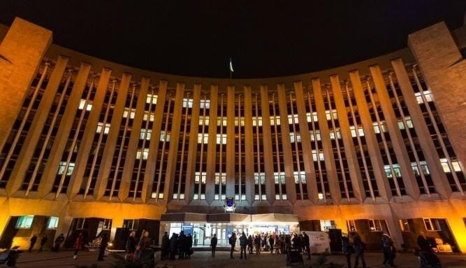В Днепре собираются запретить песни украинских артистов, выступающих в России