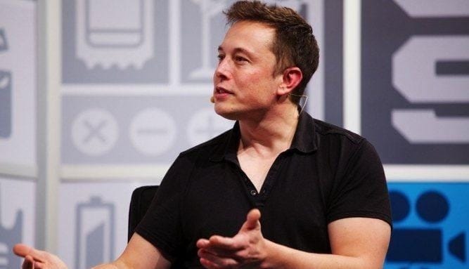 Илон Маск будет продавать в США огнемёты