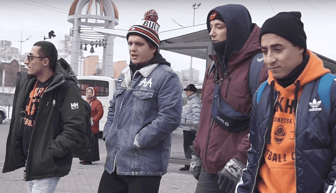 Герои нового выпуска Зе Интервьюер — группа Курган & Agregat. Это первое подобное интервью ребят