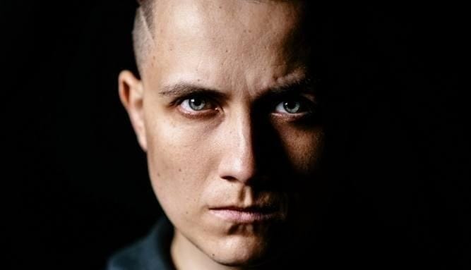 Почему альбом Артема Лоика «Спасибо» — крут