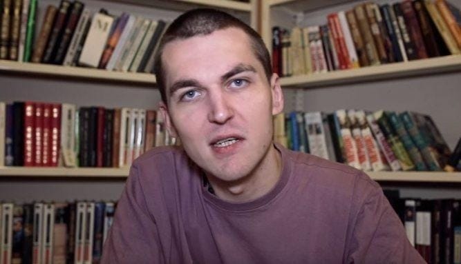 Энди Картрайт открыл передачу “Читаем всё”