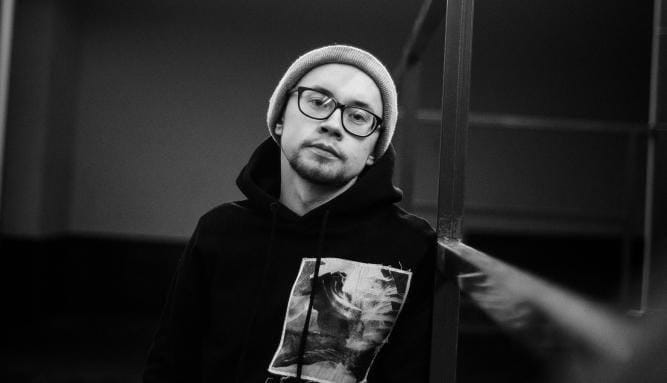 Freel в новому кліпі спалив Кремль