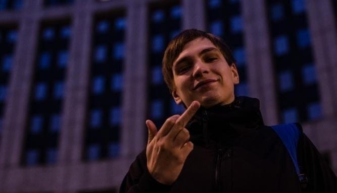 Гнойный на баттле «Рвать на битах» встретится с украинским рэпером