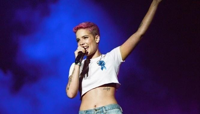 Halsey ft. Big Sean, Stefflon Don «Alone»