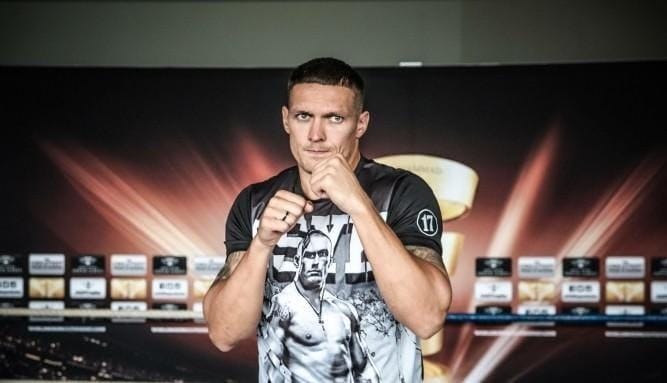 Александр Усик стал видеоблогером. Посмотрите новый ролик на его канале