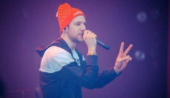 Иван Дорн записал совместную песню с казахским музыкантом