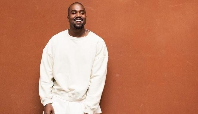 Канье Уэст вышел на улицу в новых Yeezy Boost до их официальной презентации