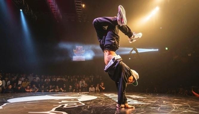 Брейкданс и скейтбординг включили в программу Олимпиады-2024