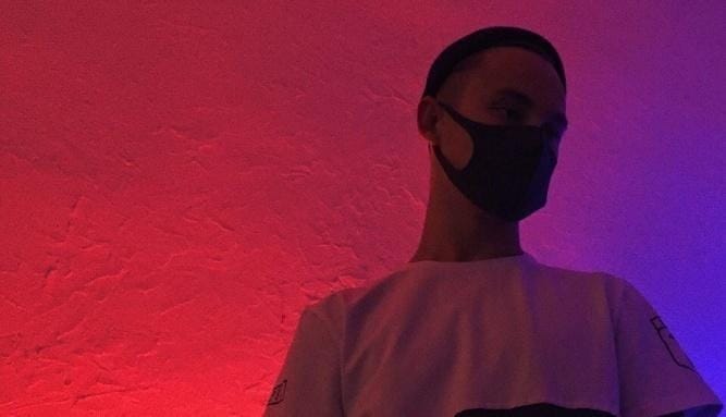 Артём Пивоваров экранизировал свой остросоциальный трек «Відчуй»