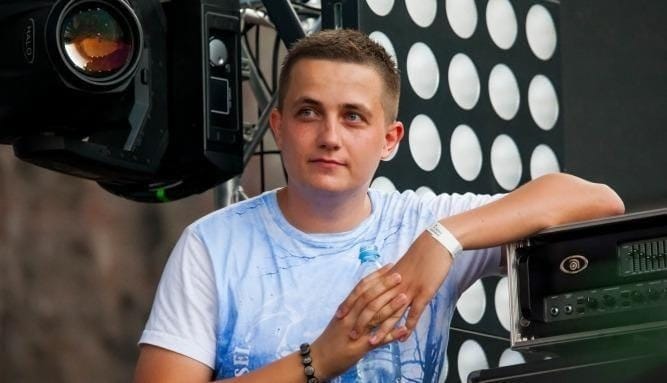 Артем Лоик «#даймайк». Для тех, кто соскучился по баттловым куплетам