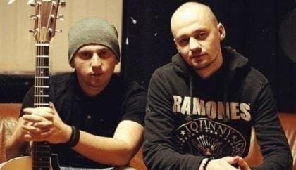 #Наслуху – Наслуху