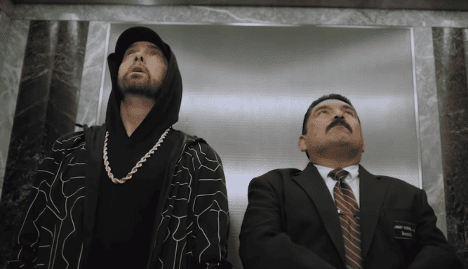 Видео дня: Eminem исполняет «Venom» на крыше Empire State Building