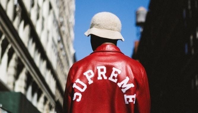 Supreme выпустил очередную странную вещь в своей новой коллекции. Что в этот раз?