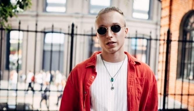 «Я никогда не относился к тому что делаю как к карьере»: T-Fest отвечает на вопросы Vogue