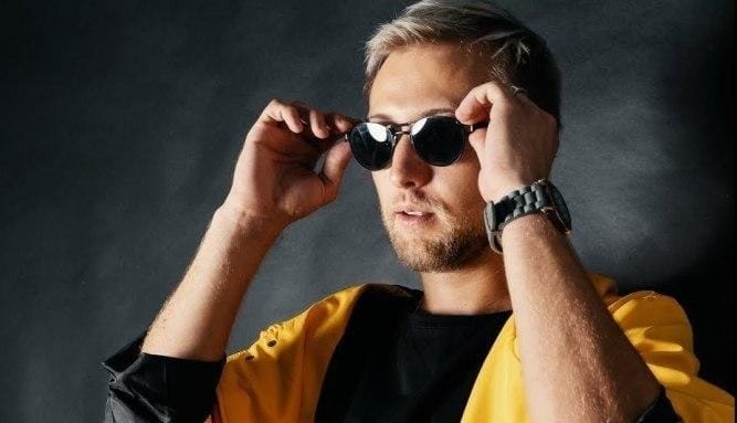 TOF показал клип на песню «Раздеваю»