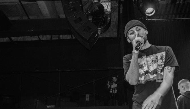Капітан Смоллетт викликав Гоню на RapSoxBattle