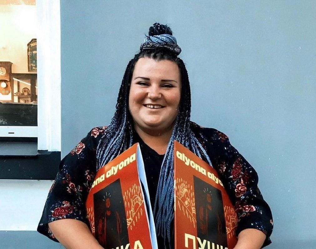“Так сталося, що в цій реп-спільноті найвище пiднялася я” — alyona alyona планує створити реп-лейбл