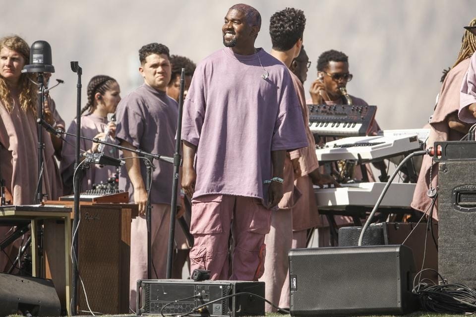 Kanye West очутился за решёткой