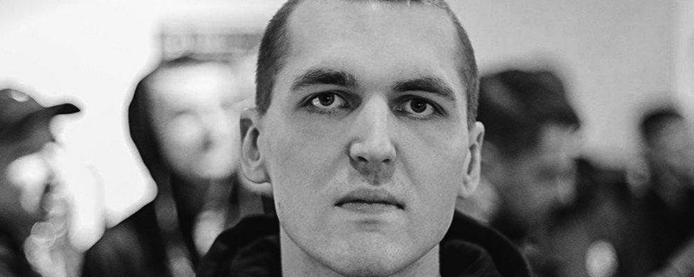 Энди Картрайт найден мертвым в своей квартире