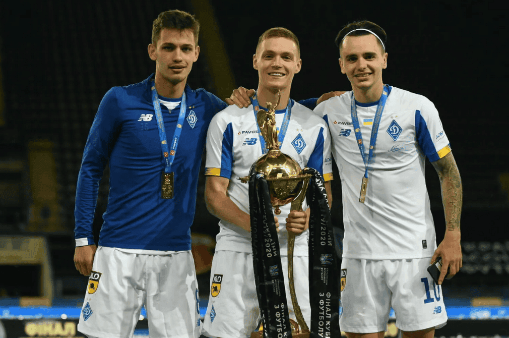 Киевское “Динамо” выиграло кубок Украины по футболу