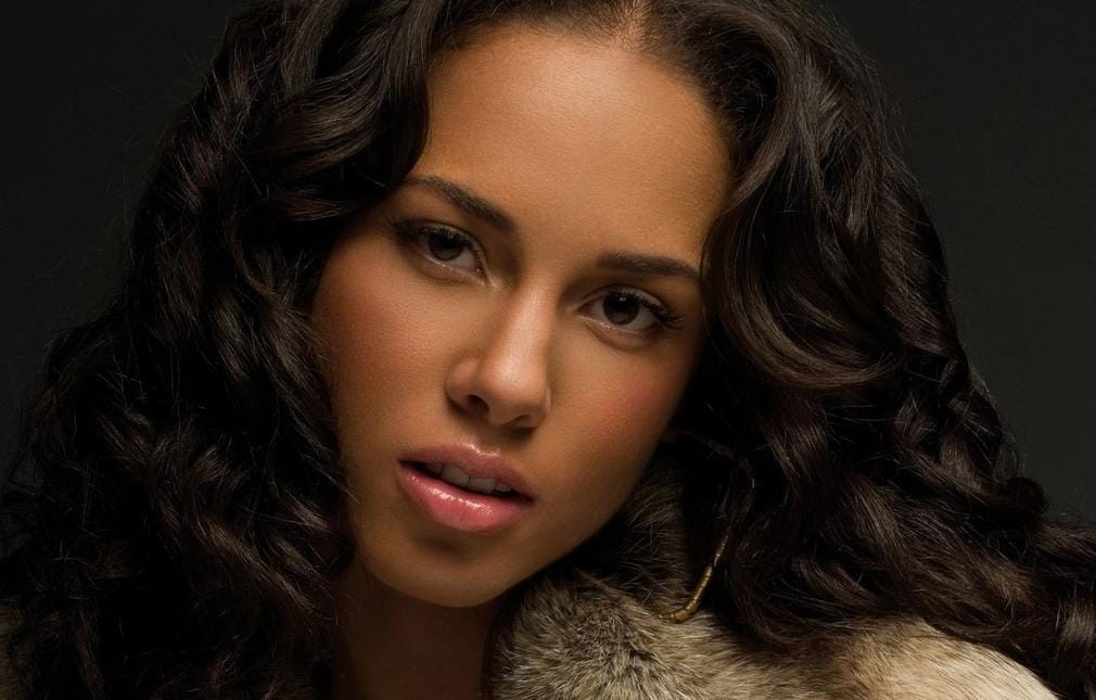 Alicia Keys “Perfect Way To Die”