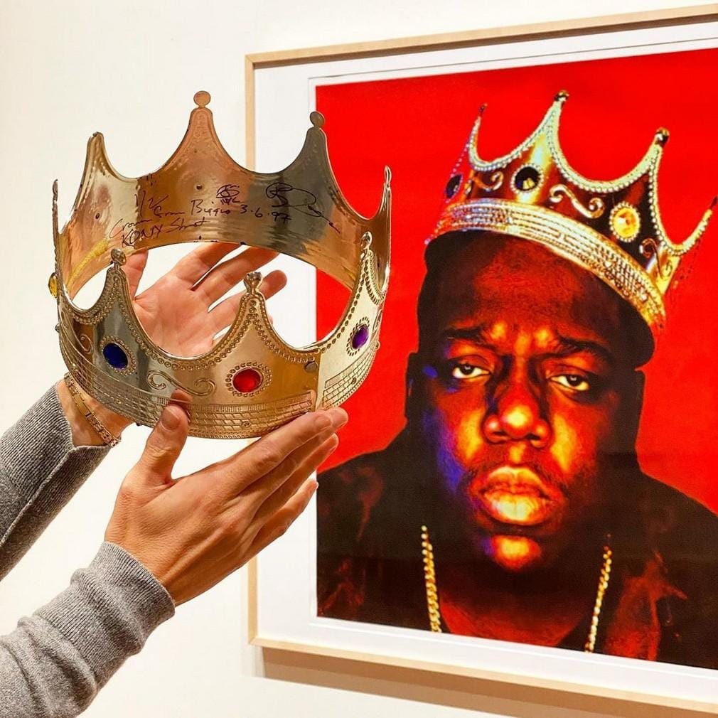 Цифра дня: корона Notorious B.I.G. продана на аукционе за $600,000