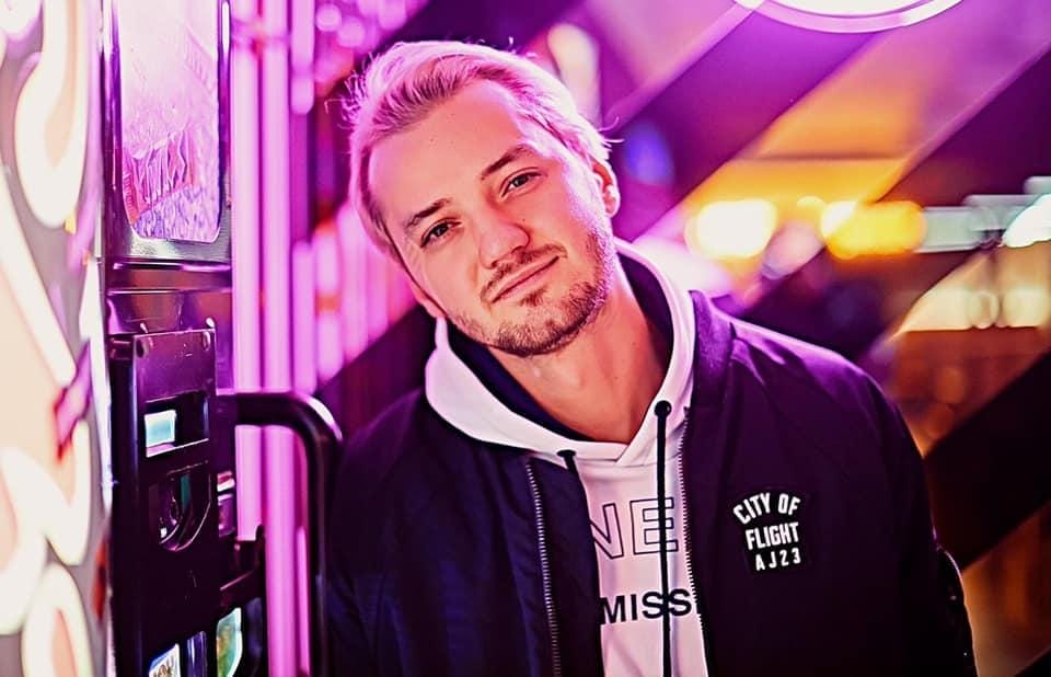 Умер Дима Манифест — украинский клипмейкер, постоянный судья RapSoxBattle