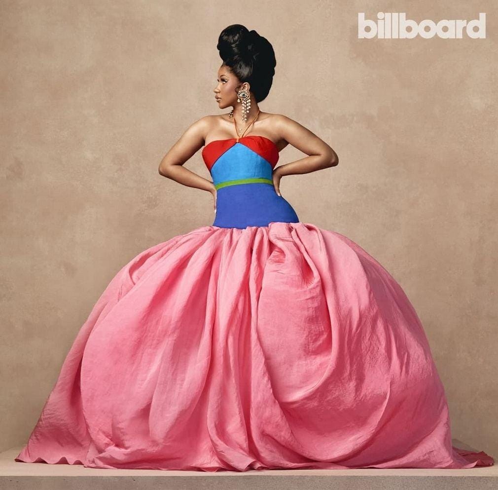 Billboard назвал Cardi B женщиной года. Посмотрите её новый фотосет для издания