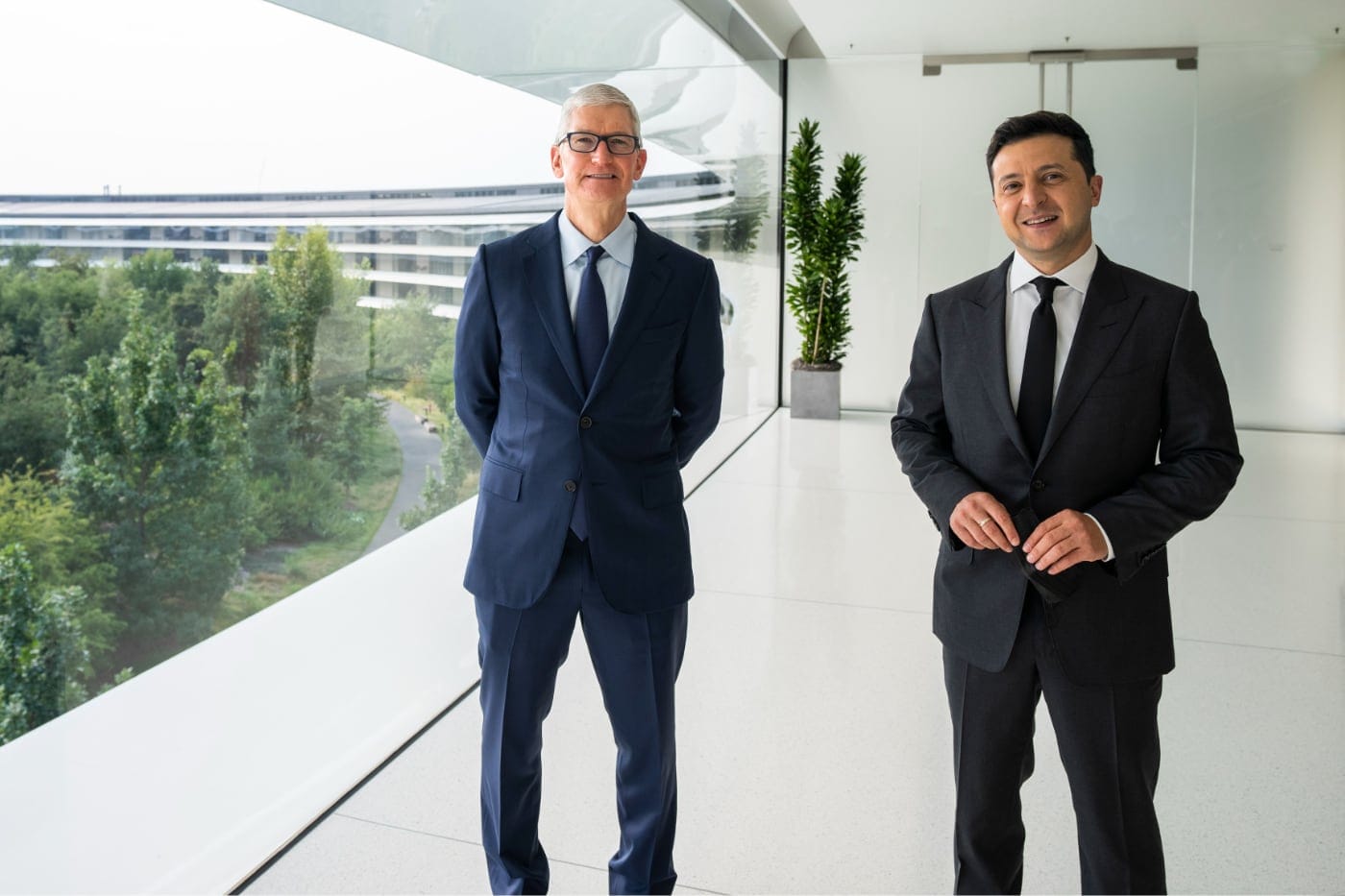 Україна проведе перепис населення у співробітництві з Apple
