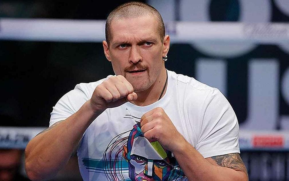 Дружина Усика розповіла, чому Олександр не висловлювався про Крим