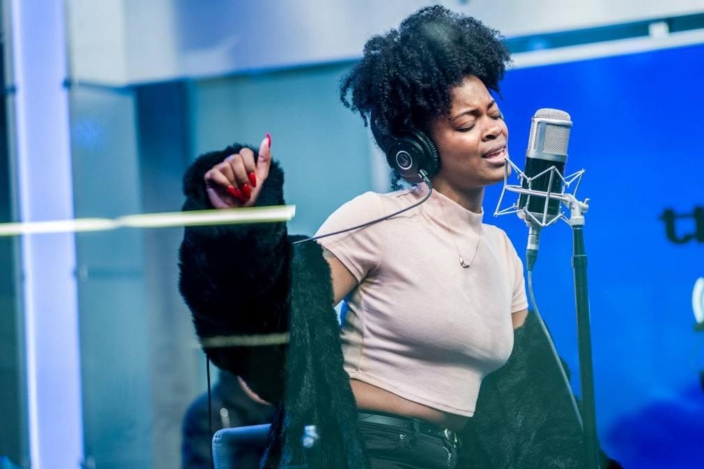 Ari Lennox випустила сингл із Summer Walker «Queen Space»