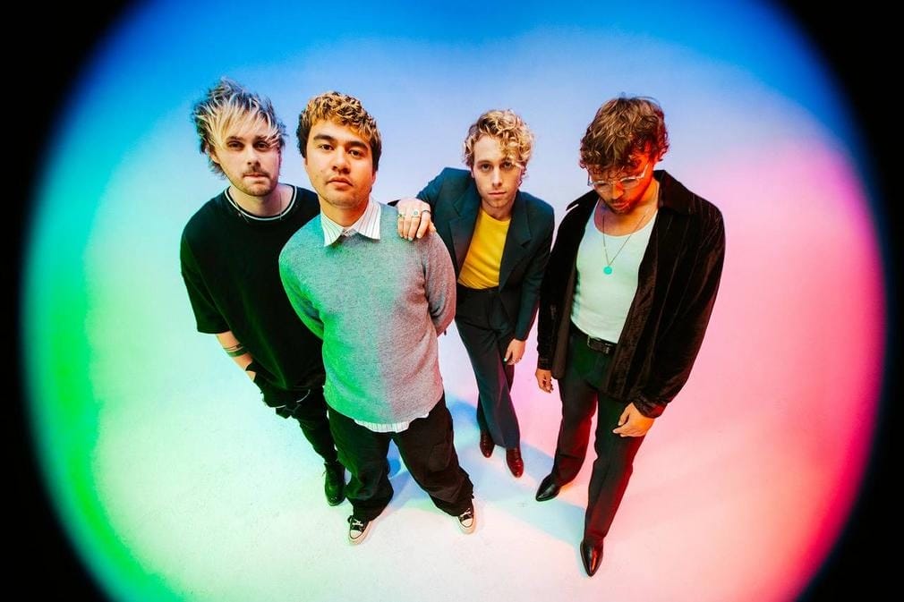 Австралійський гурт 5 Seconds Of Summer зняв кліп у Києві