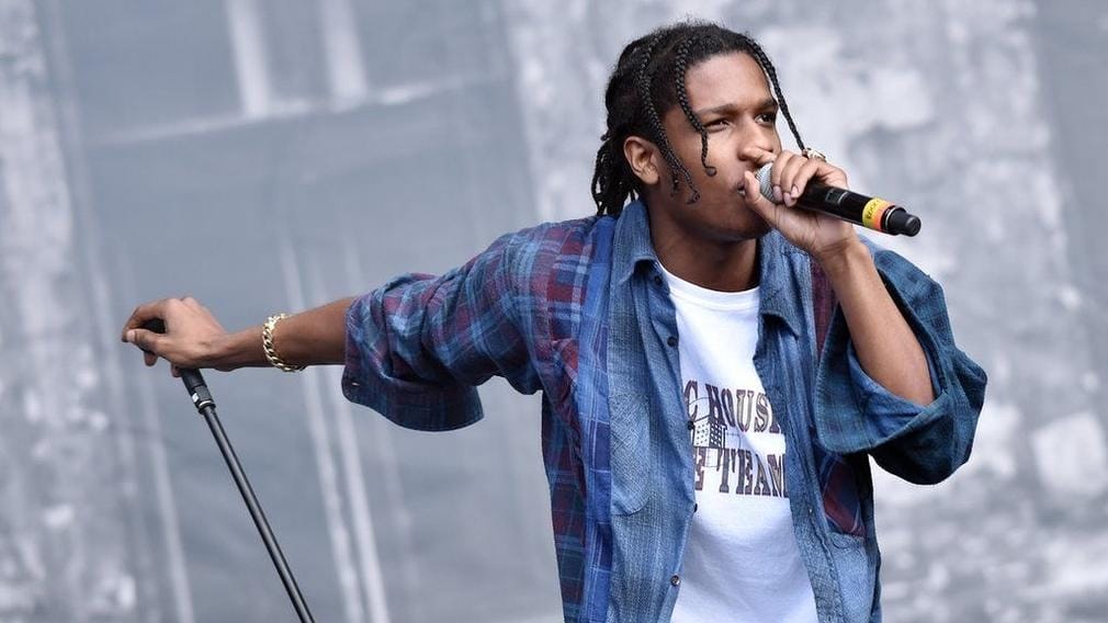 Smooky MarGielaa feat. A$AP Rocky «Mamacita»