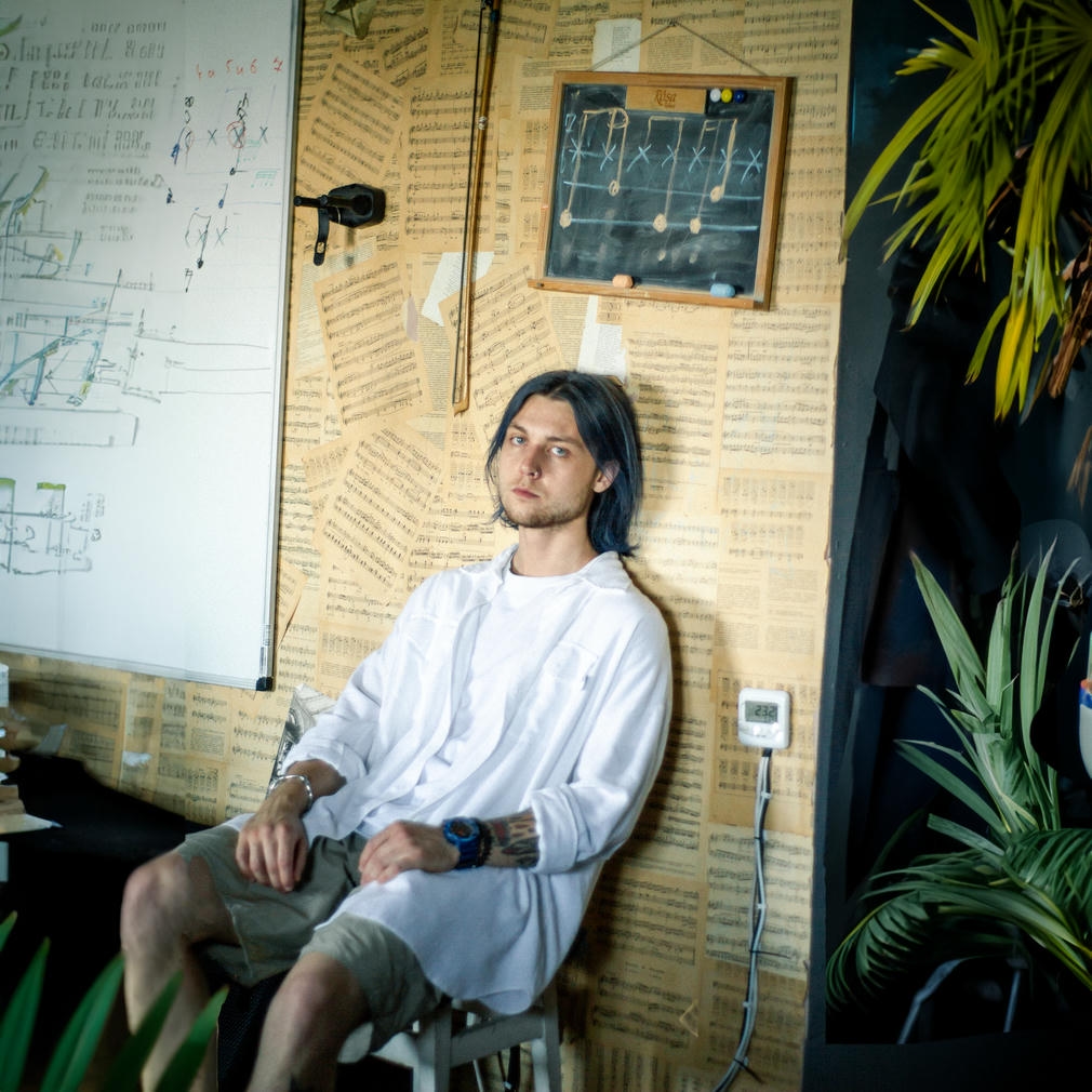 lumosback випустив дебютний ЕР «Світло Повернеться»