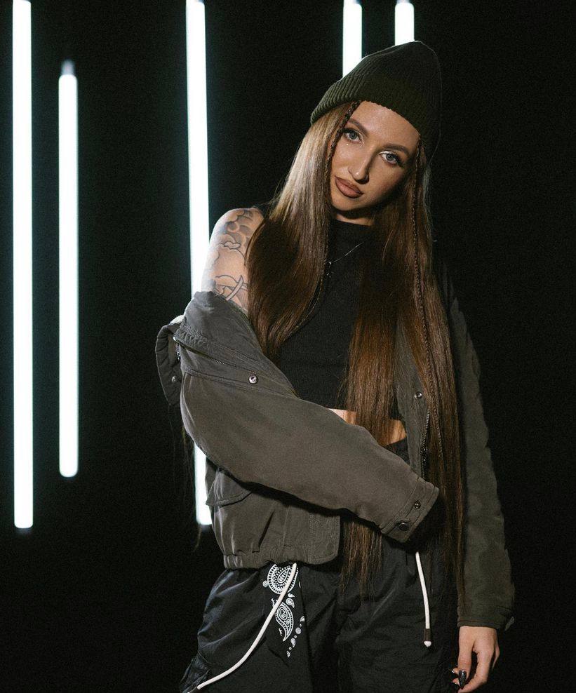 Olive Taud «G BEBE (Remix)»