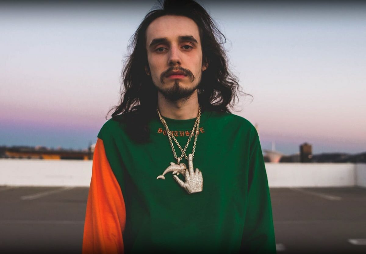 Новий бенгер від Pouya «FUCK IT UP»