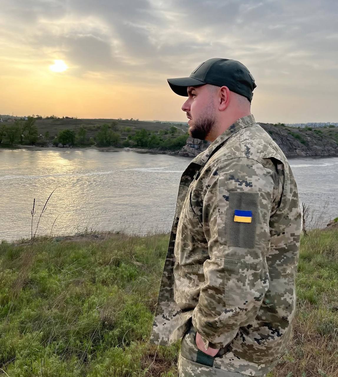 Тур випустив зворушливий кліп «Назад»