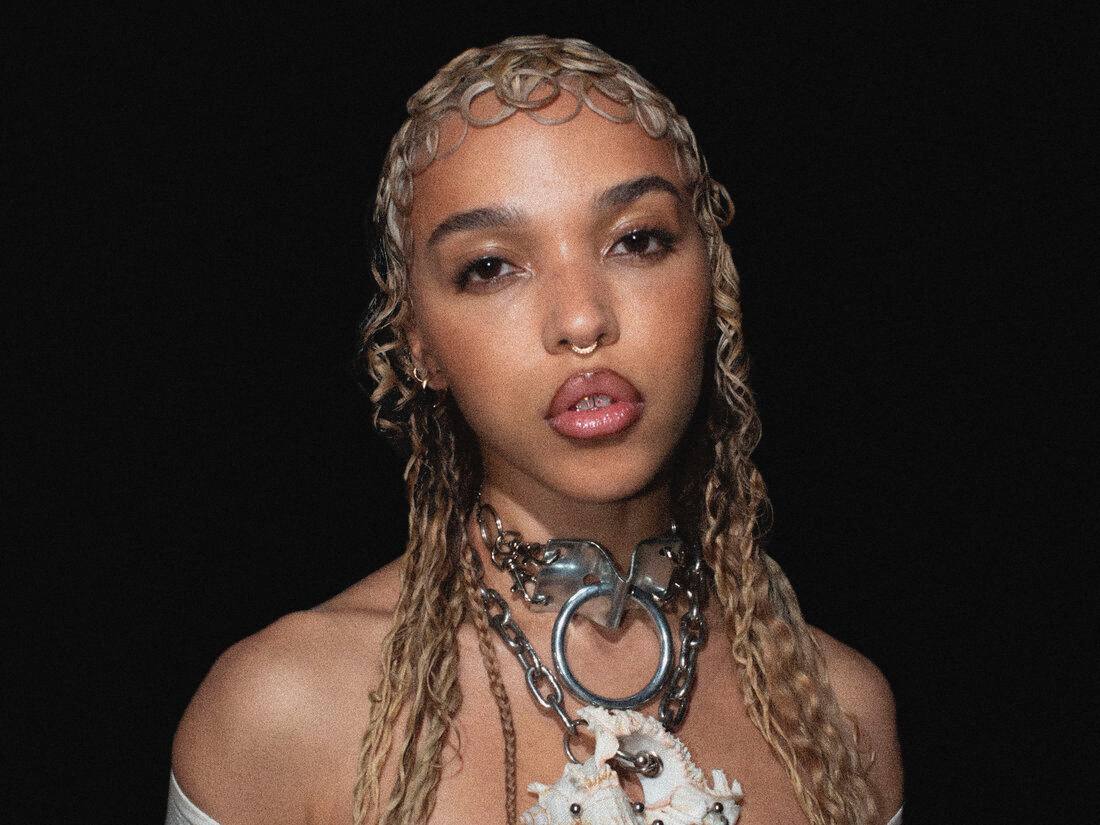 Експериментальна платівка FKA twigs «EUSEXUA