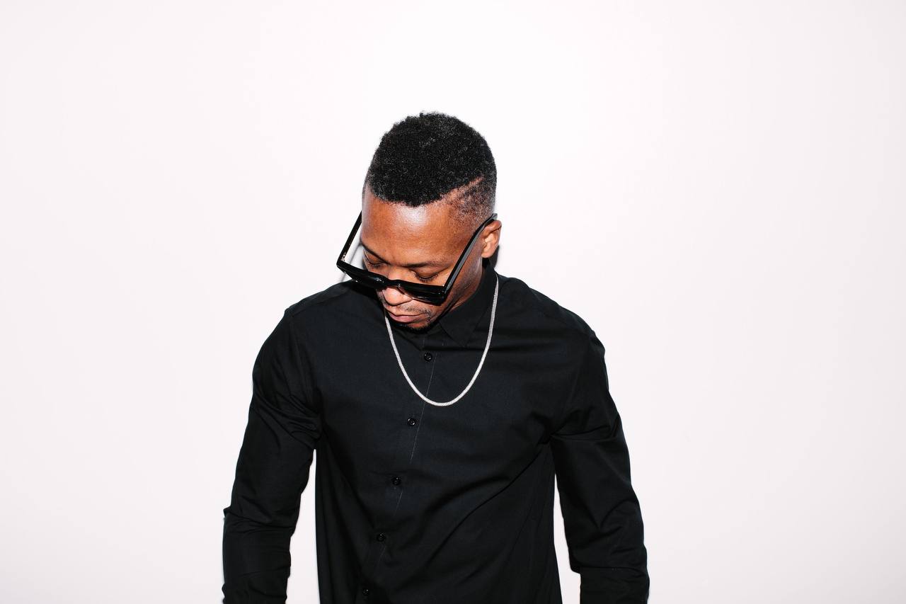 Lupe Fiasco «SOS»
